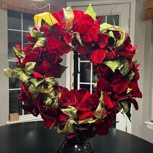 NEW Pottery Barn Poinsettia Decorative Holiday Hanging Door Wreath 20 Round NWOT